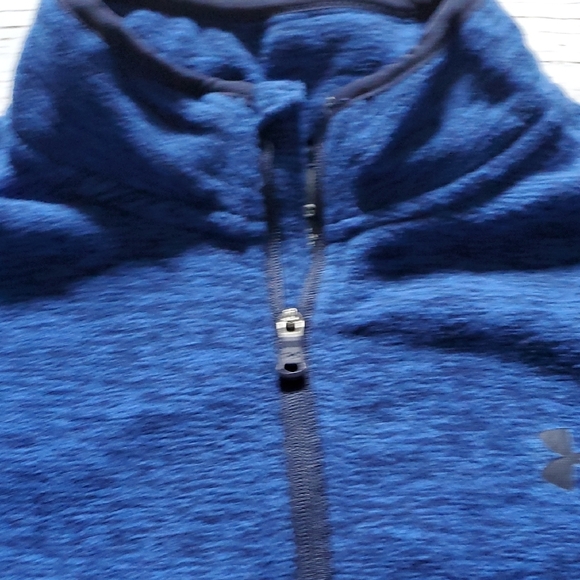 🆕️ Under Armour Boy's Blue Pullover Fleece - Picture 4 of 10